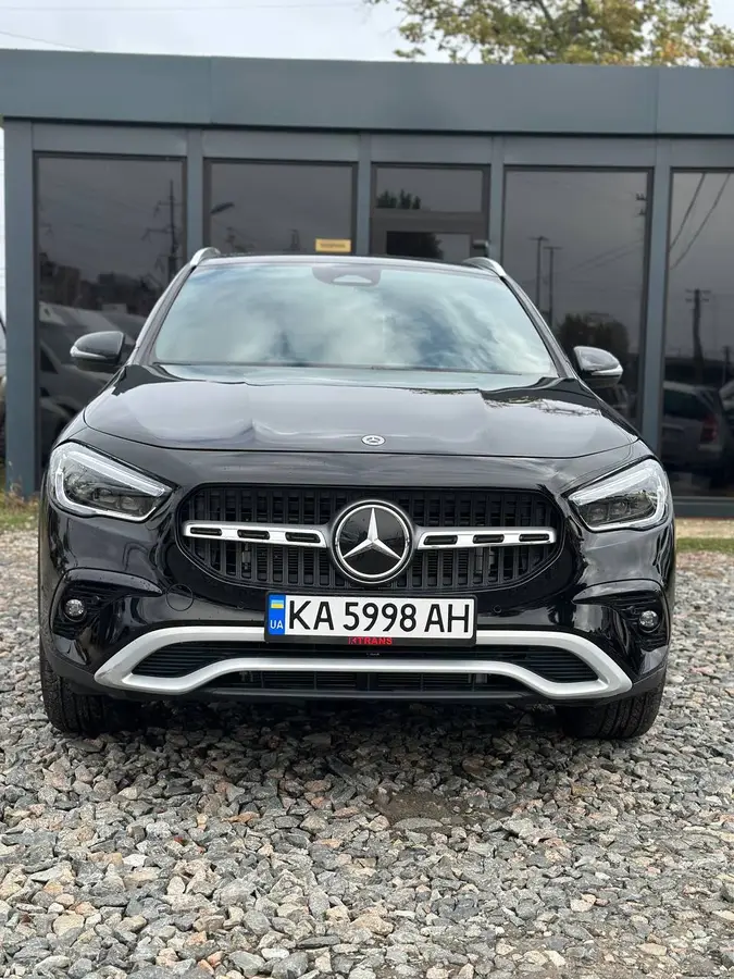 Mercedes-Benz GLA-Class 2024 (Мерседес-Бенц GLA-Класс) — фото 2 из 22