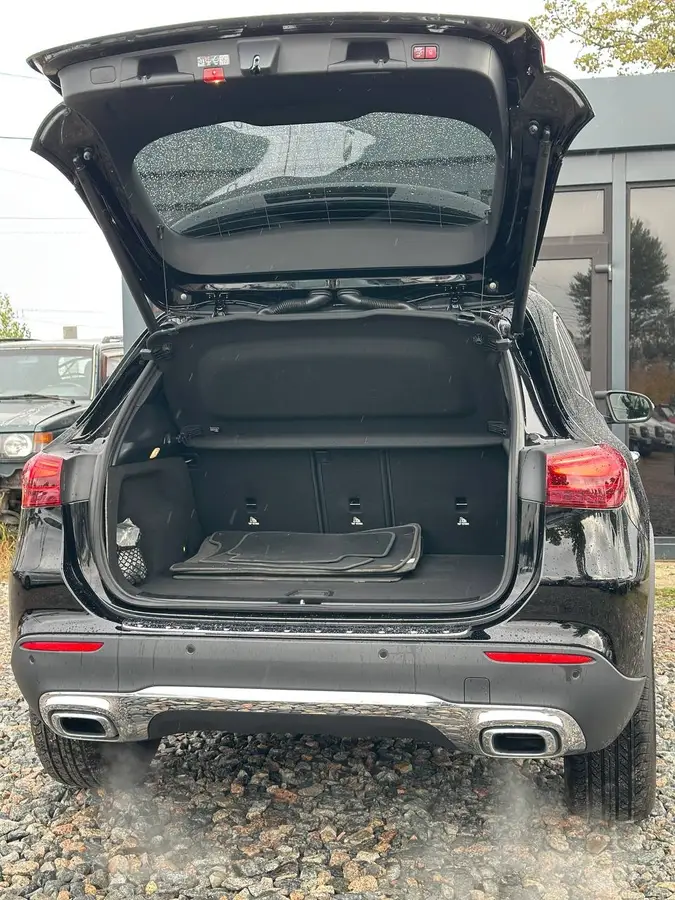 Mercedes-Benz GLA-Class 2024 (Мерседес-Бенц GLA-Класс) — фото 22 из 22