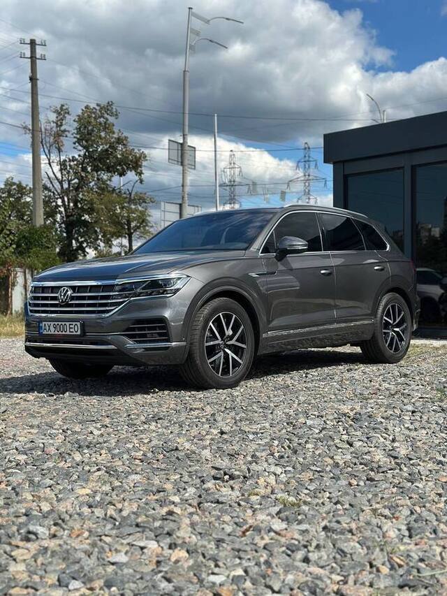 Volkswagen Touareg 2020 (Фольксваген Туарег) — фото 1 з 5